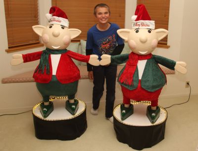 Dancing Elves